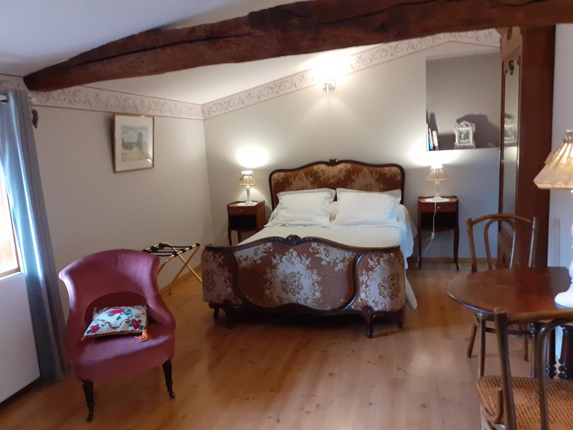 Le Clos Du Jubin Тарар Номер фото